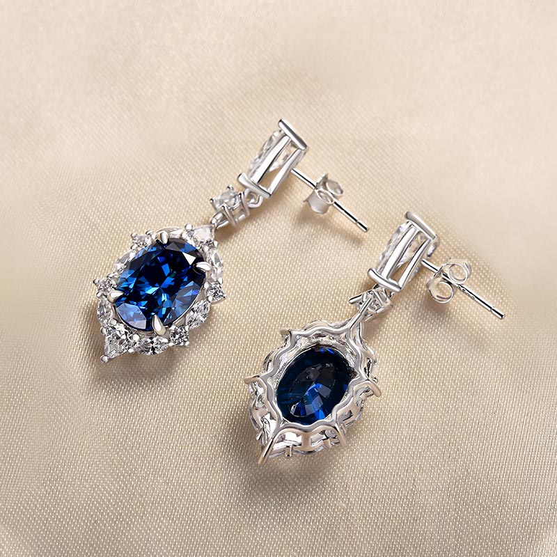 3.0Ct Luxurious Halo Oval Cut Blue Sapphire Women's Earrings In Sterling Silver
