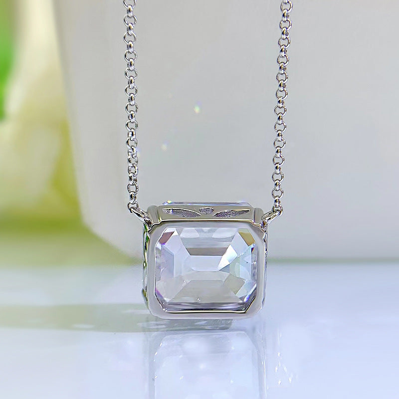 15.0Ct Fashion Emerald Cut Pendant Necklace In Sterling Silver
