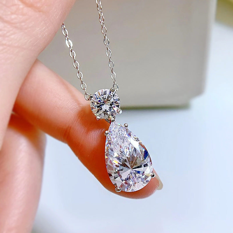 6.25 Carat Excellent Pear Cut Women's Necklace In Sterling Silver