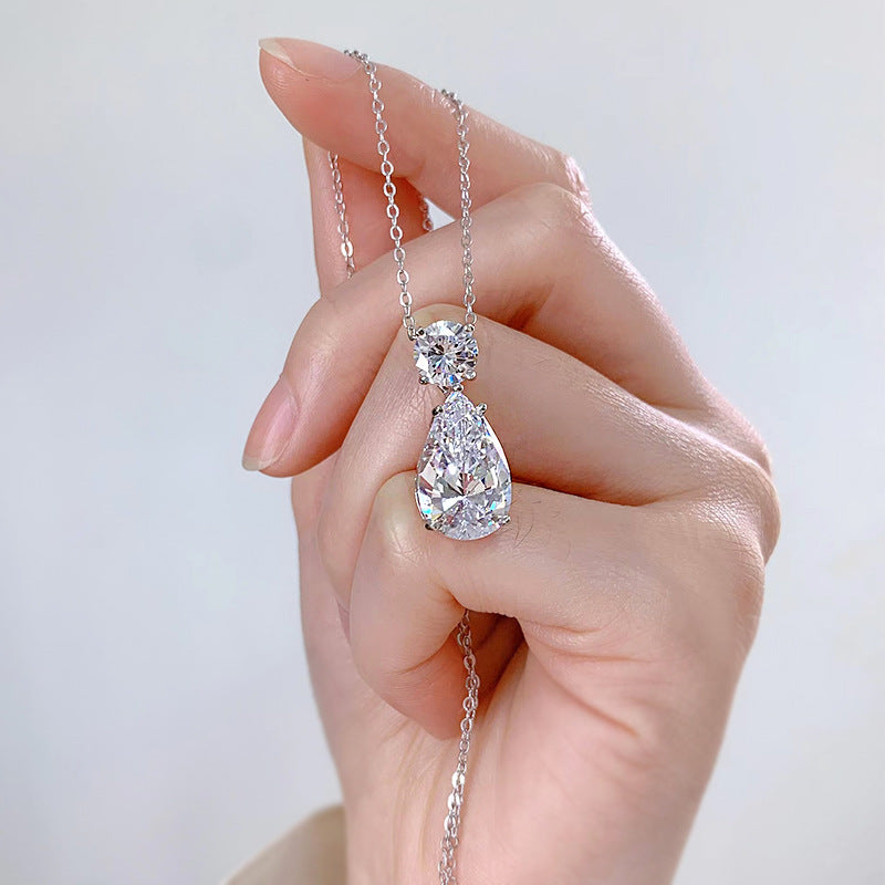 6.25 Carat Excellent Pear Cut Women's Necklace In Sterling Silver