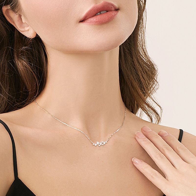 Lovely Gypsophila Moissanite Pendant Necklace