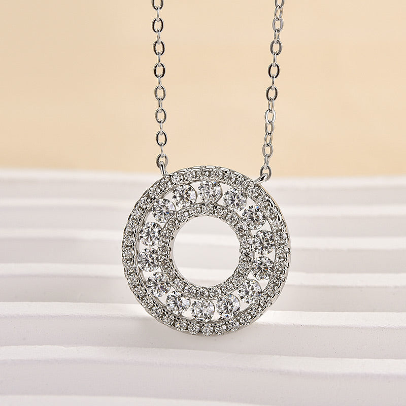 1.4Ct Moissanite Reciprocating Pendant Necklace