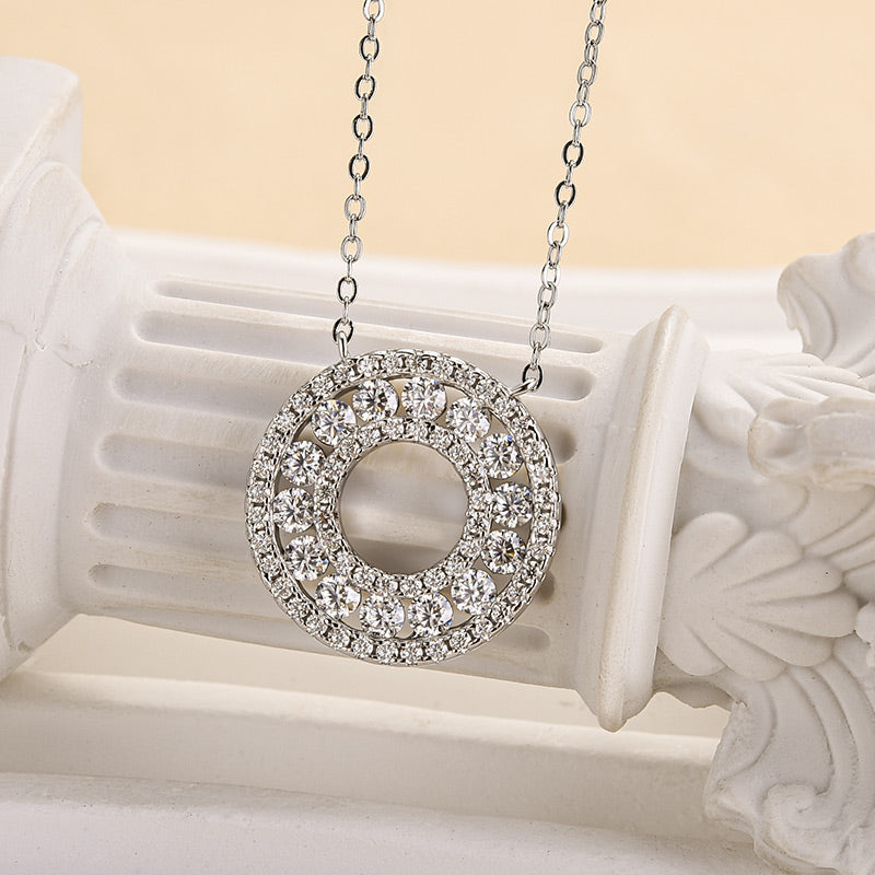 1.4Ct Moissanite Reciprocating Pendant Necklace