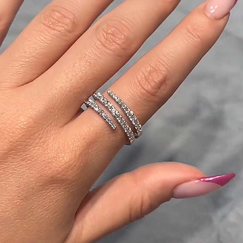 Special Round Cut Wedding Band