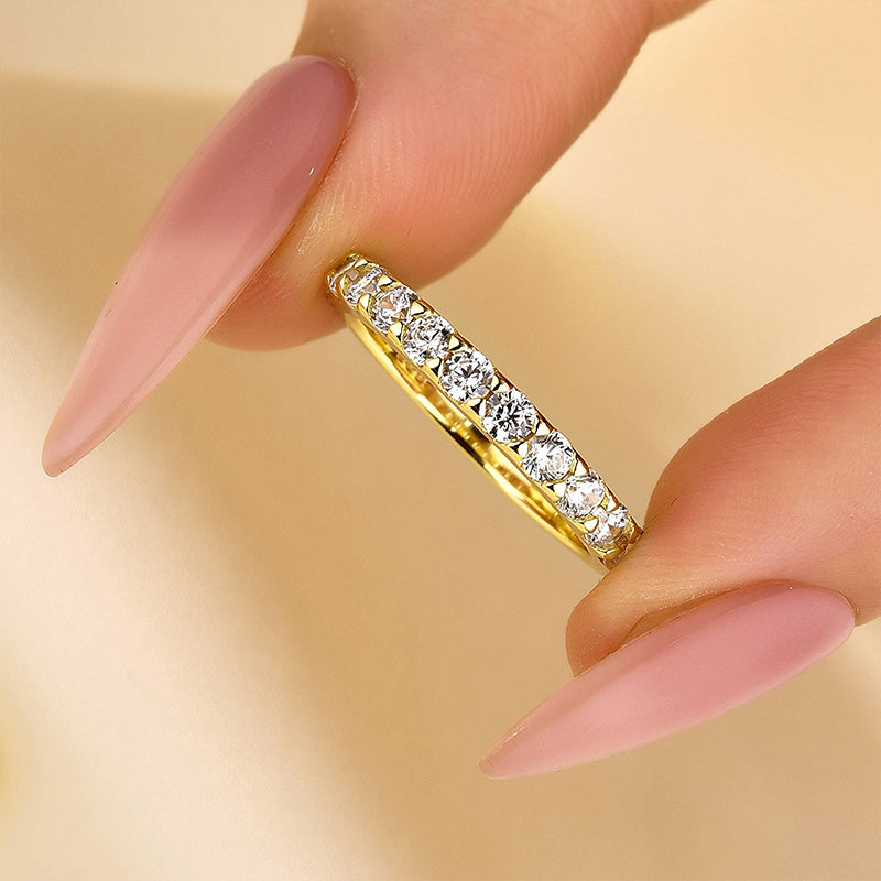Exquisite Half Round Cut Women's Wedding Band
