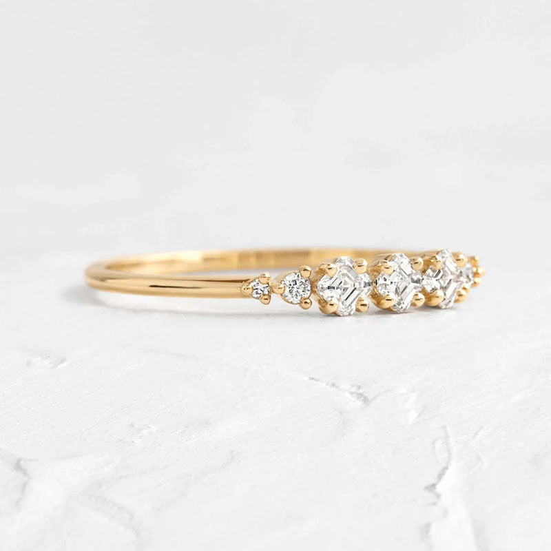 Ahabobo Chic Yellow Gold Asscher Cut Wedding Band