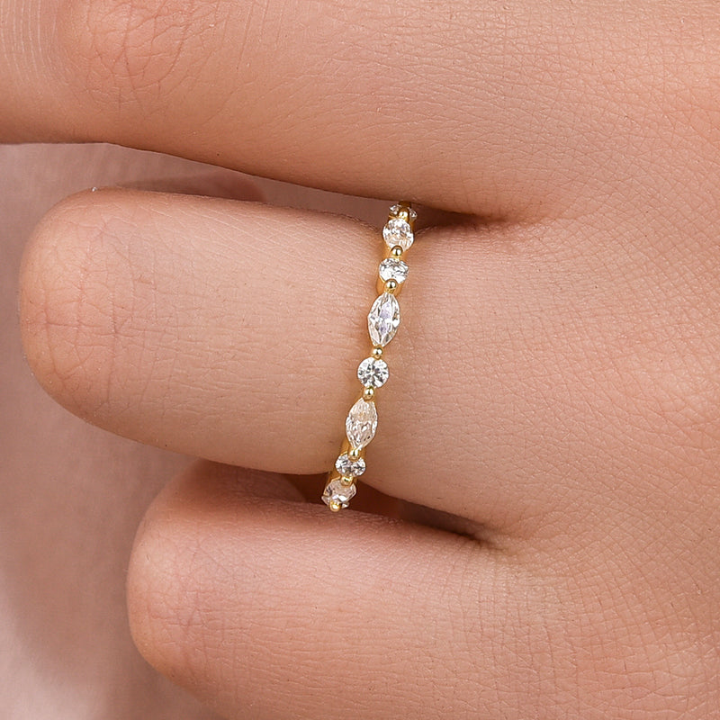 Ahabobo Moissanite 0.55 Ct Marquise-Round Yellow Gold Wedding Band