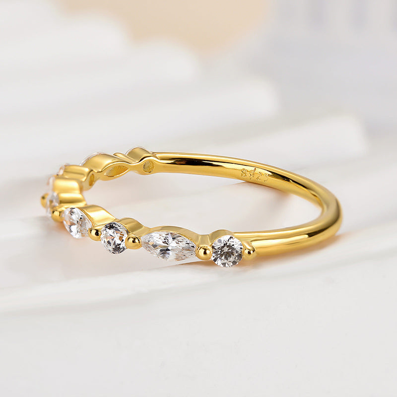 Ahabobo Elegant Marquise Cut Wedding Band