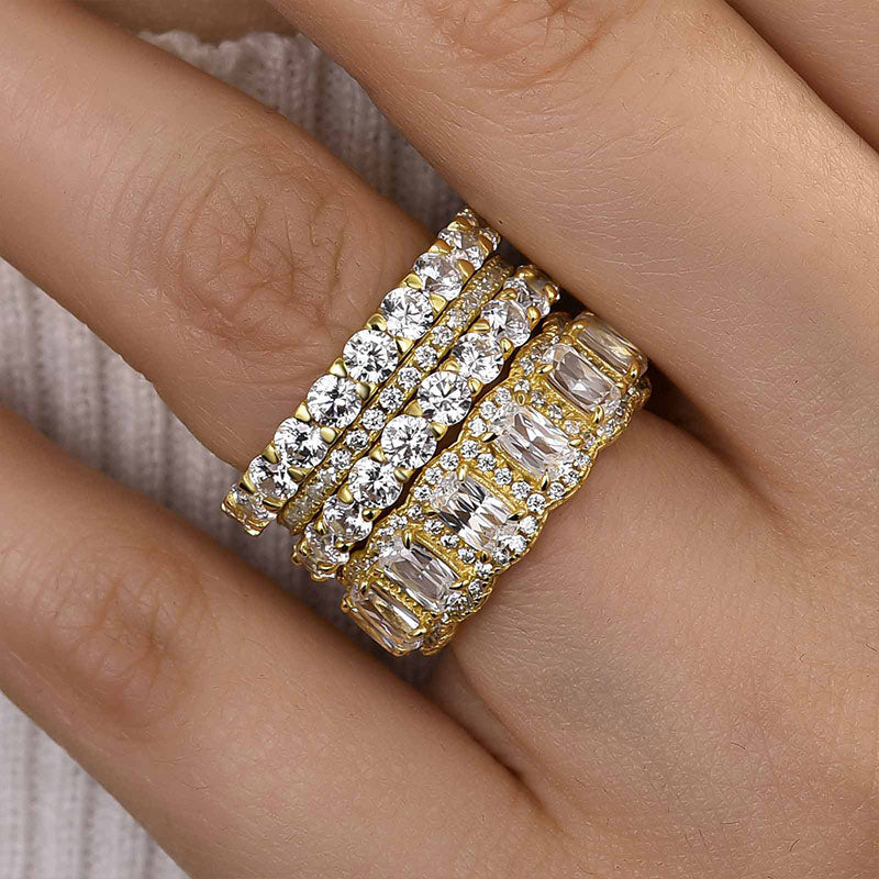 Luxurious Cushion Cut 4PC Wedding Band Set For Women In Sterling Silver