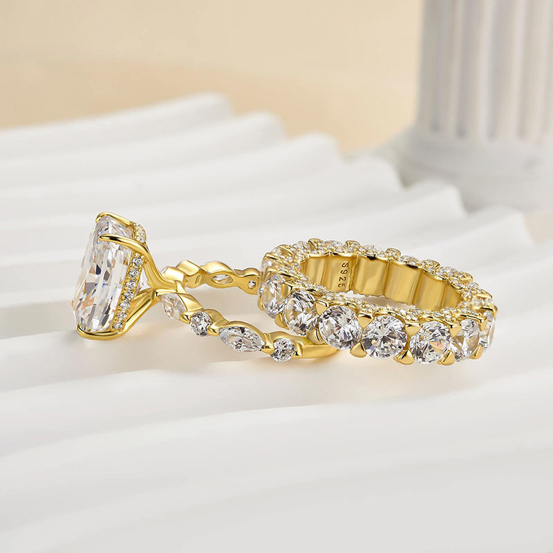 Honorable Yellow Gold Cushion Cut Wedding Set