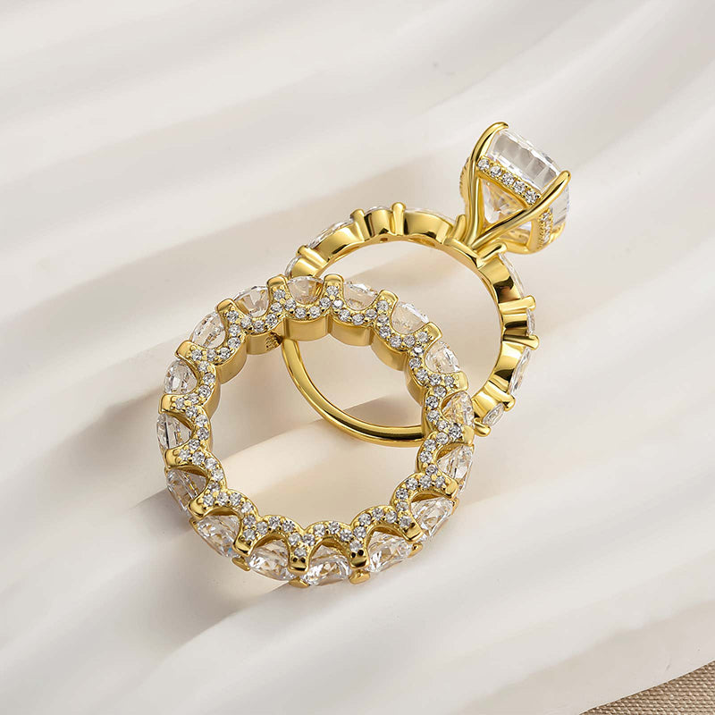 Honorable Yellow Gold Cushion Cut Wedding Set