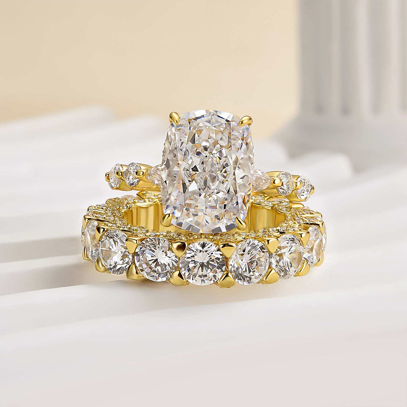 Honorable Yellow Gold Cushion Cut Wedding Set