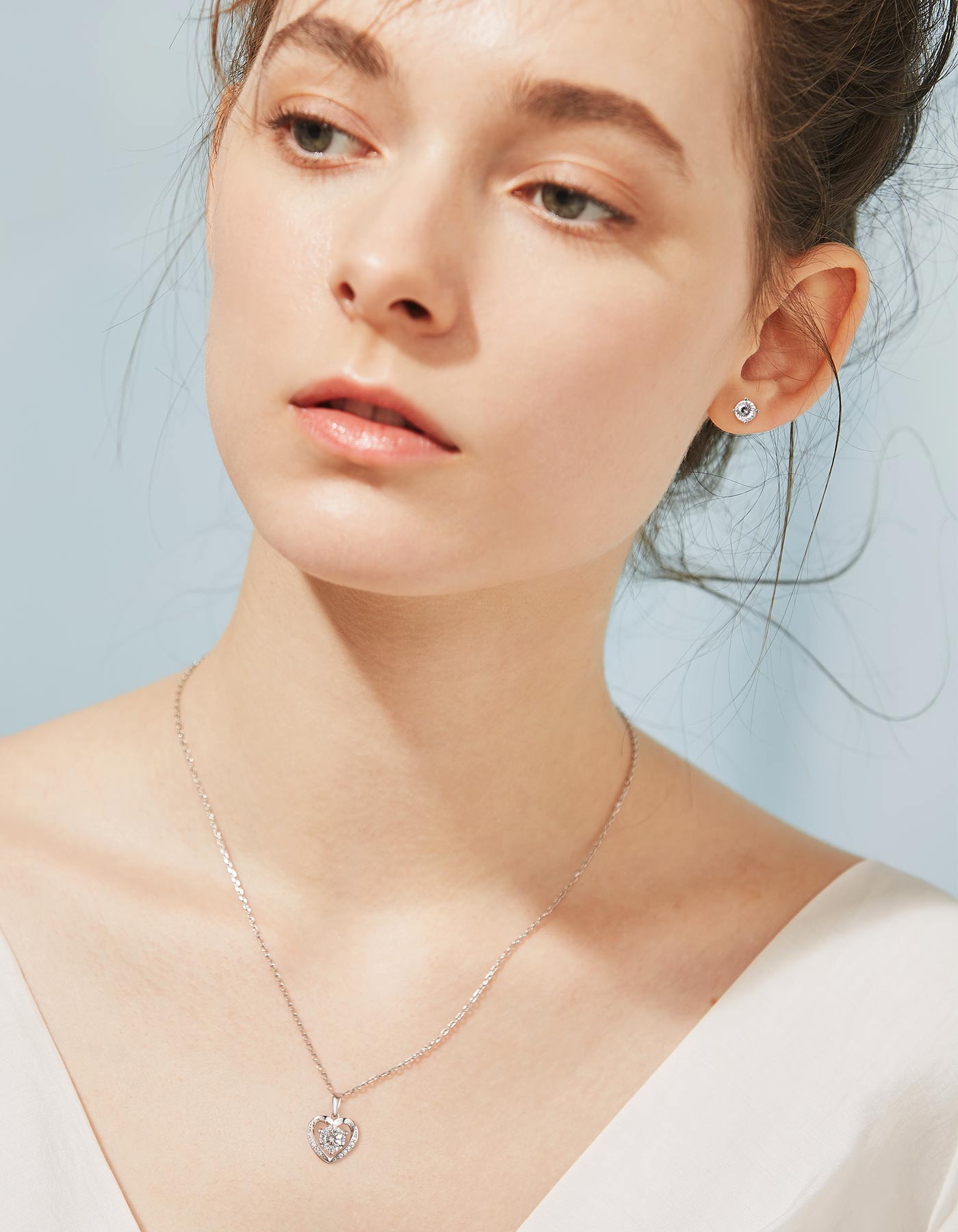 Ahabobo Moissanite Heart Necklace and Stud Earrings