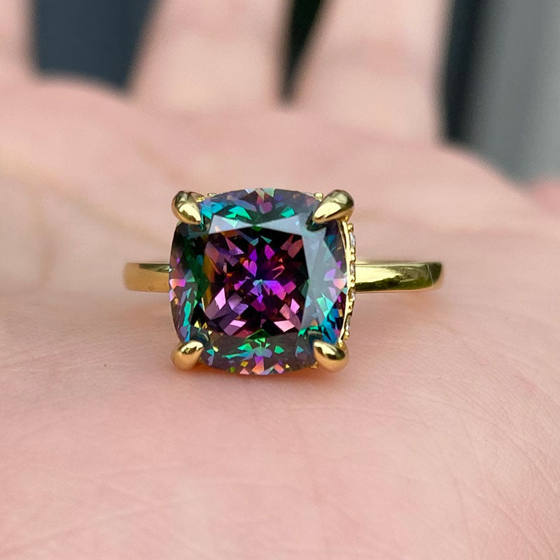 Alexandrite 3.5 Carat Cushion Cut Noble Engagement Ring for Women In Sterling Silver