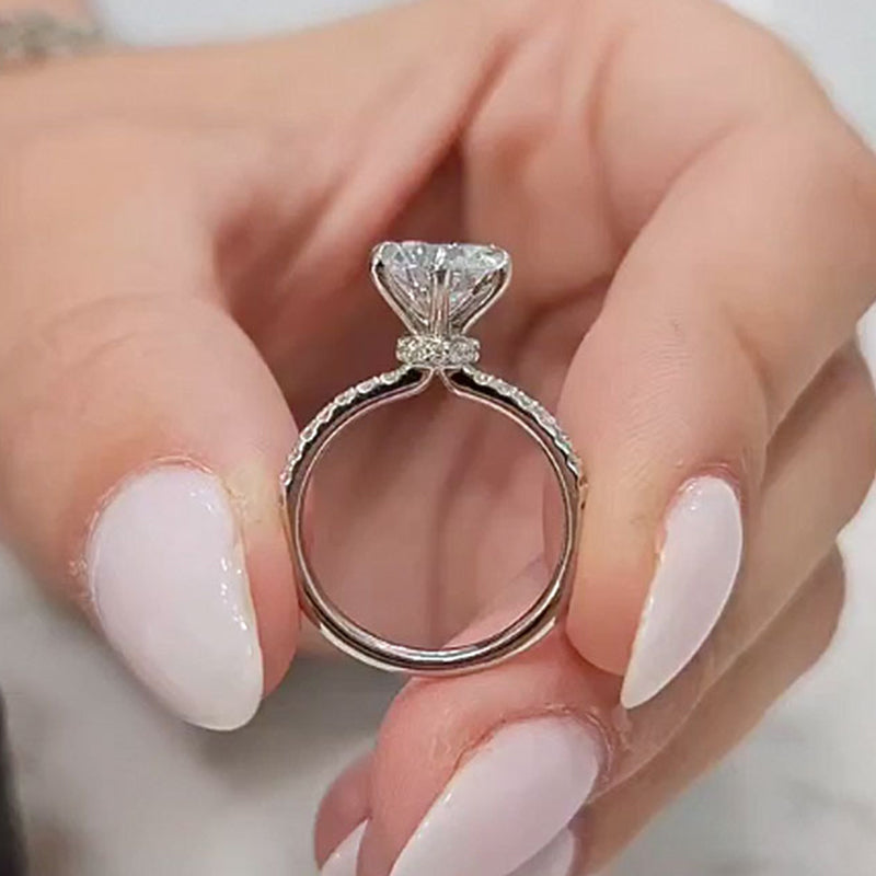 Maxine Classic Moissanite 2.0 Carat Round Cut Engagement Ring
