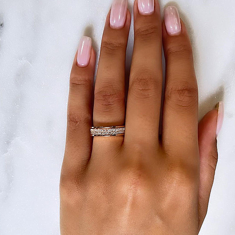Elegant Rose Gold Women's Wedding Band In Sterling Silver