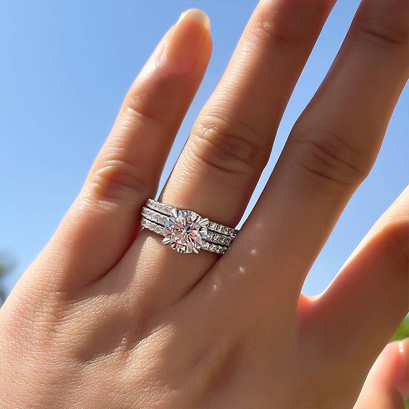 Maxine Moissanite 2.0 Carat Round Cut 3PC Wedding Ring Set In Sterling Silver