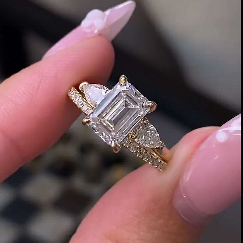 Maxine Unique Emerald Cut Insert Wedding Ring Set For Women
