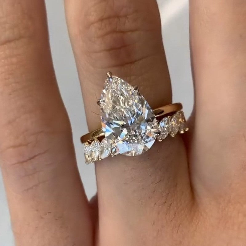 4.0Ct Pear Cut Wedding Ring Set With Marquise Cut Wedding Band