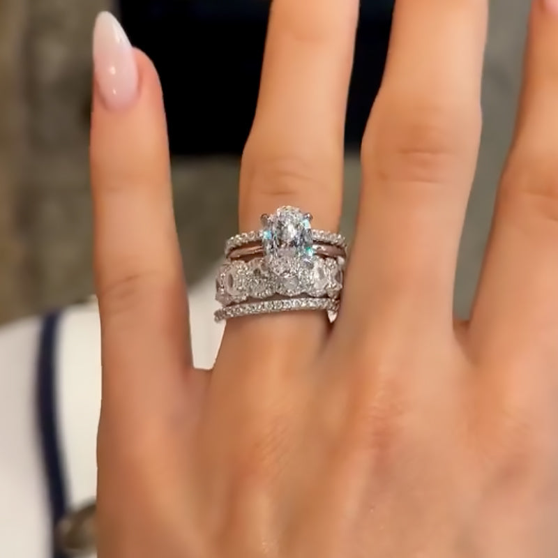 Ahabobo 4PC Oval Cut Wedding Ring Set With Luxurious Wedding Bands