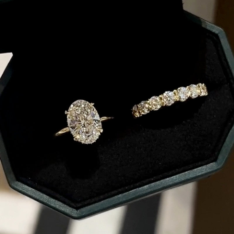 4.5Ct Solitaire Oval Cut Wedding Ring For Her With Classic Wedding Band