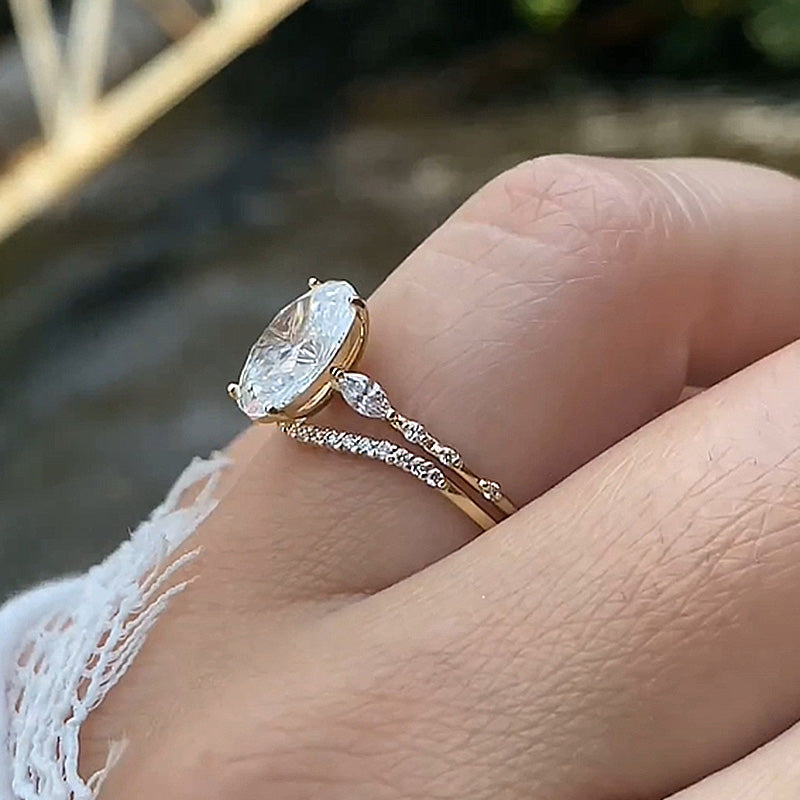 Gorgeous Oval Cut Wedding Set For Women In Sterling Silver