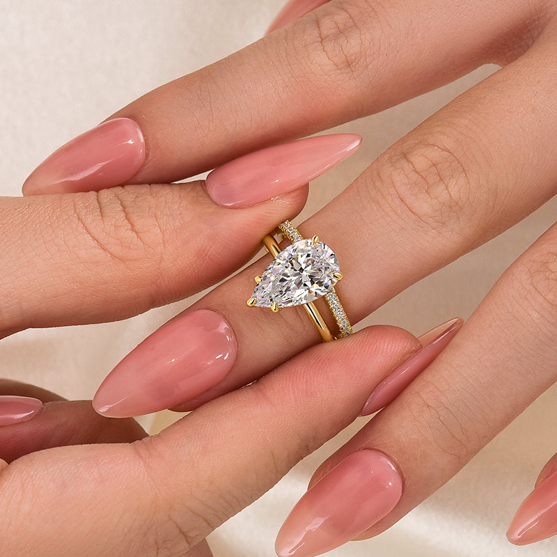 Lovely 3.5Ct Pear Cut Wedding Ring Set In Sterling Silver