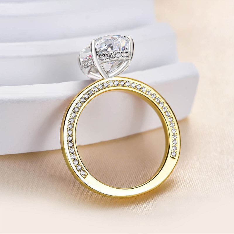Gorgeous Two-Tone 4.0Ct Pear Cut Engagement Ring