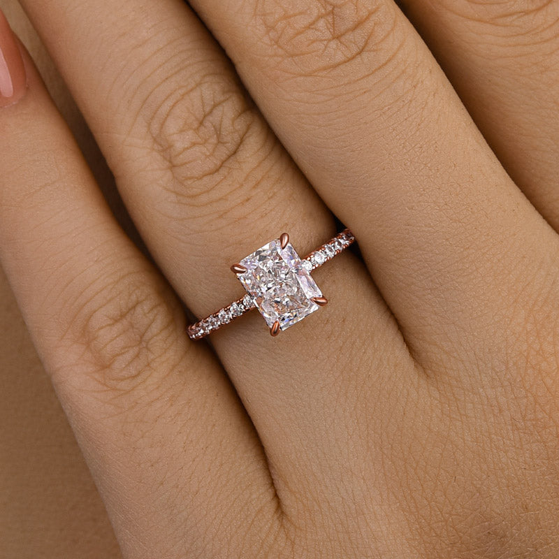 Elegant 2.0Ct Radiant Cut Simulated Diamond Promise Ring
