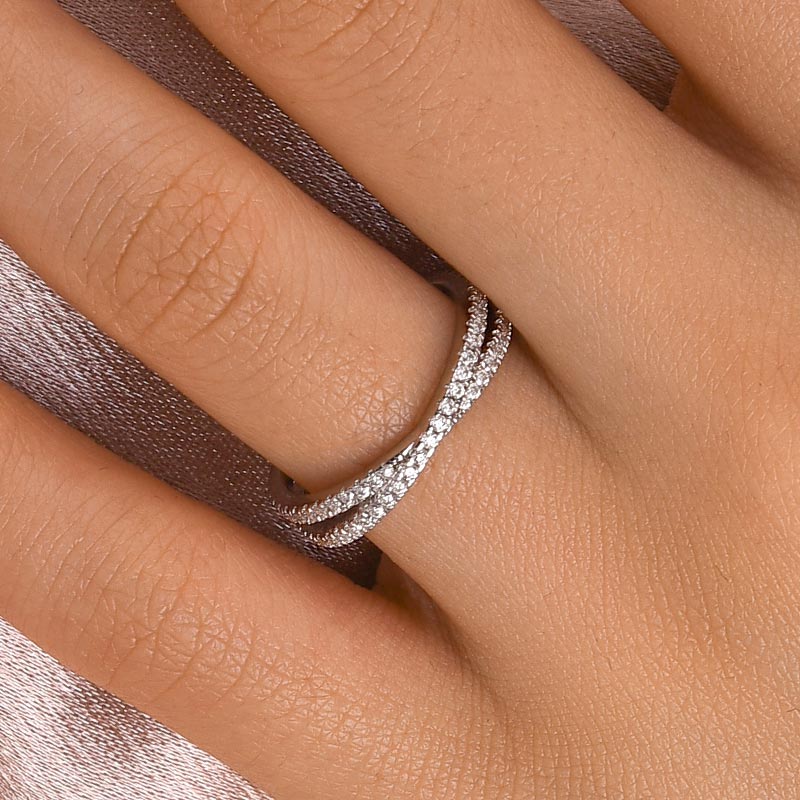 Ahabobo Moissanite 2.0 Ct X Criss Cross Wedding Band