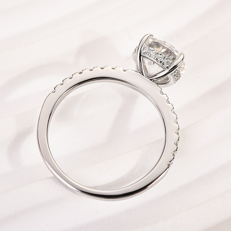 Maxine Classic Moissanite 2.0 Carat Round Cut Promise Ring