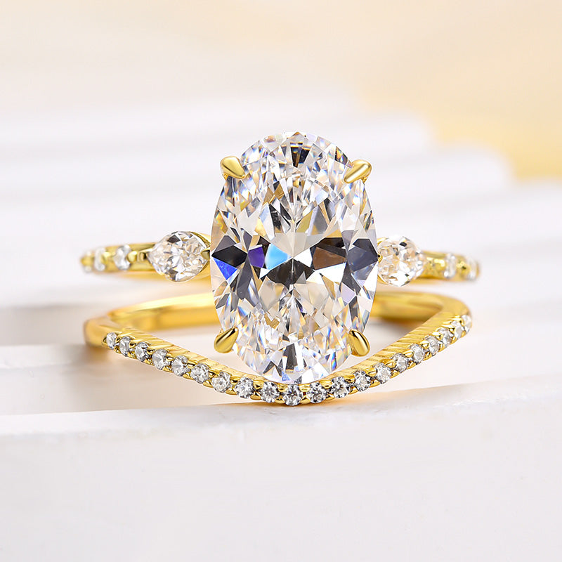 Gorgeous Oval Cut Wedding Set For Women In Sterling Silver