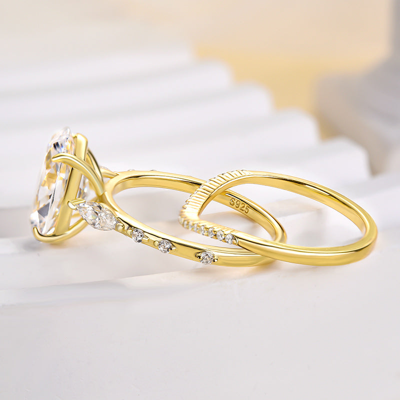 Gorgeous Oval Cut Wedding Set For Women In Sterling Silver