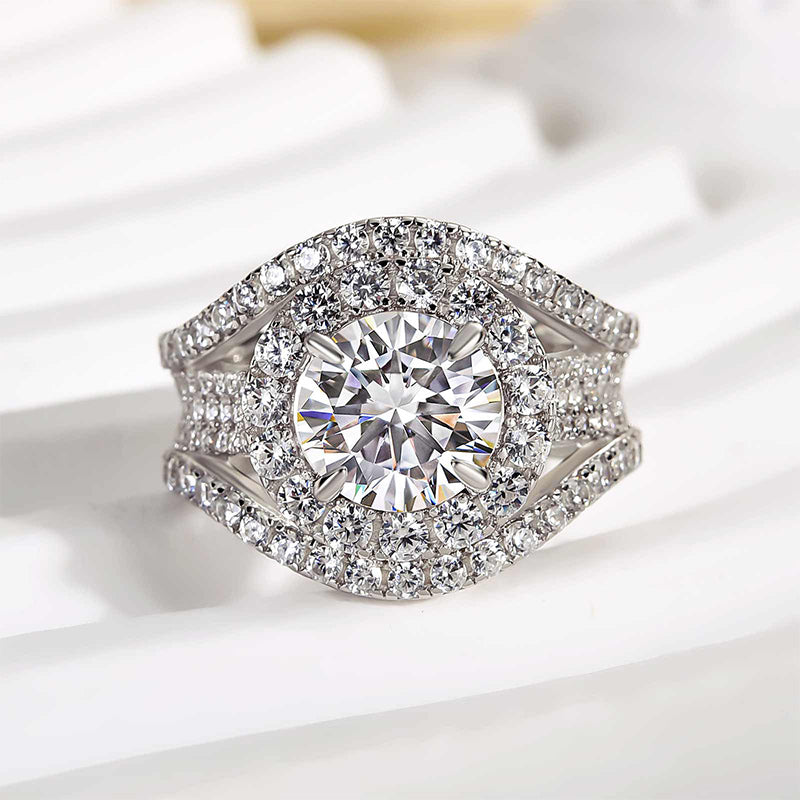 Ahabobo Timeless Split Shank Halo Round Cut Engagement Ring