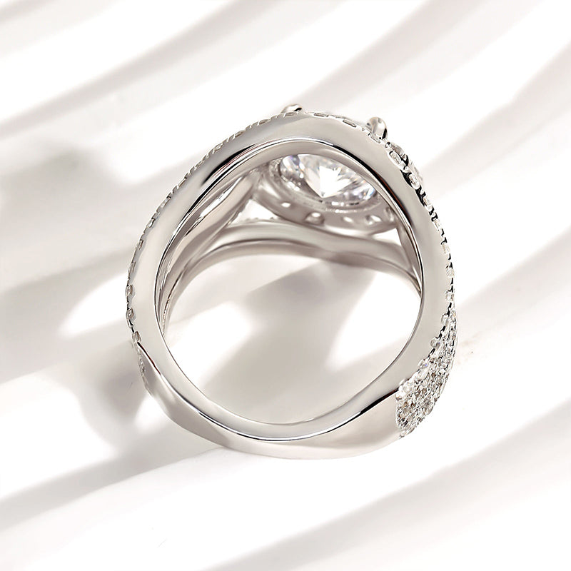 Ahabobo Timeless Split Shank Halo Round Cut Engagement Ring