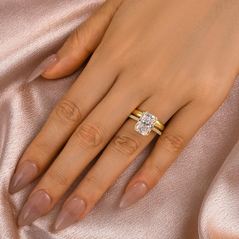 Maxine Classic Moissanite 4.5 Ct Radiant Cut Yellow Gold Wedding Ring Set with Wide Band
