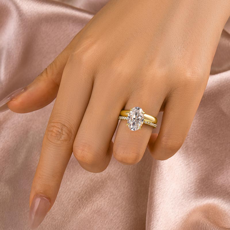 Maxine Moissanite 4.0 Ct Oval Cut Yellow Gold Wedding Ring Set with Wide Band