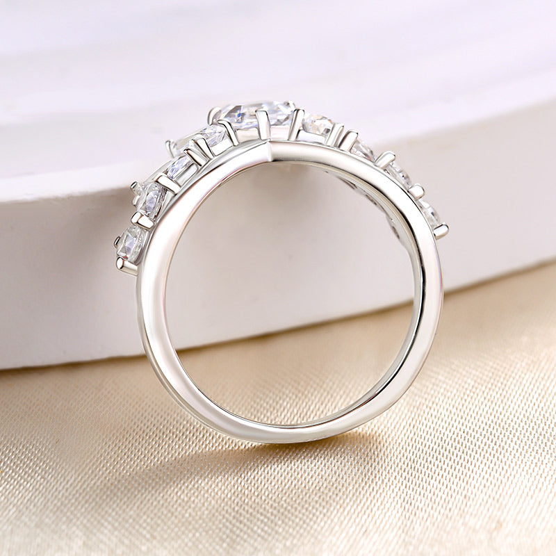 Fashion Design Asscher Cut Wedding Band