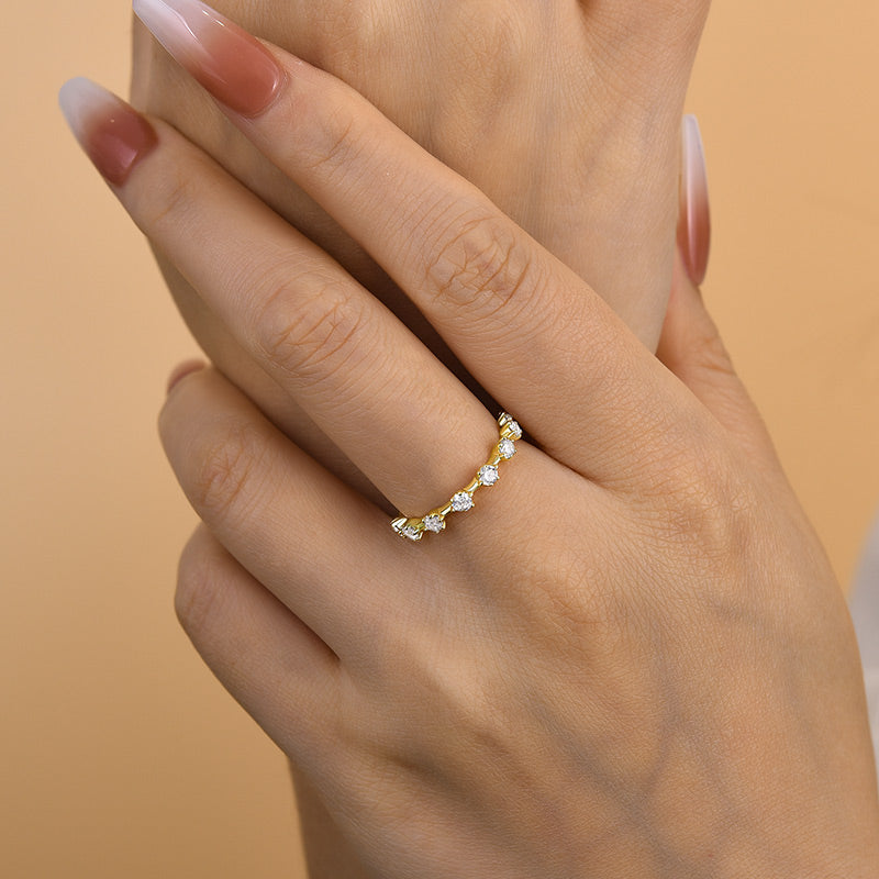 Special Yellow Gold 6 Prongs Round Cut Wedding Band