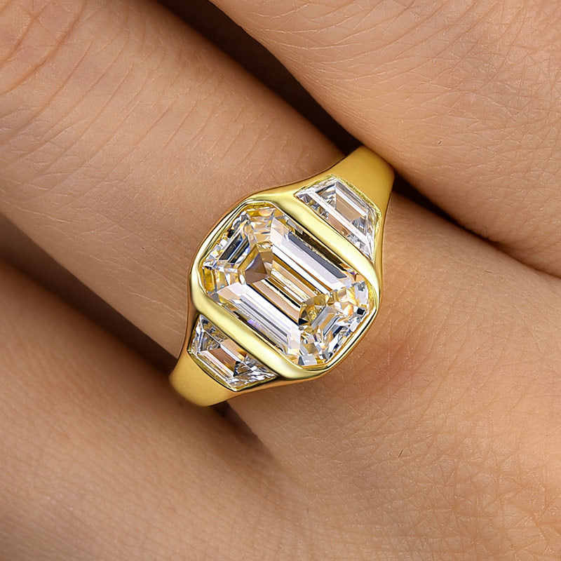 Luxury Yellow Gold Three Stone Emerald Cut Bezel Engagement Ring