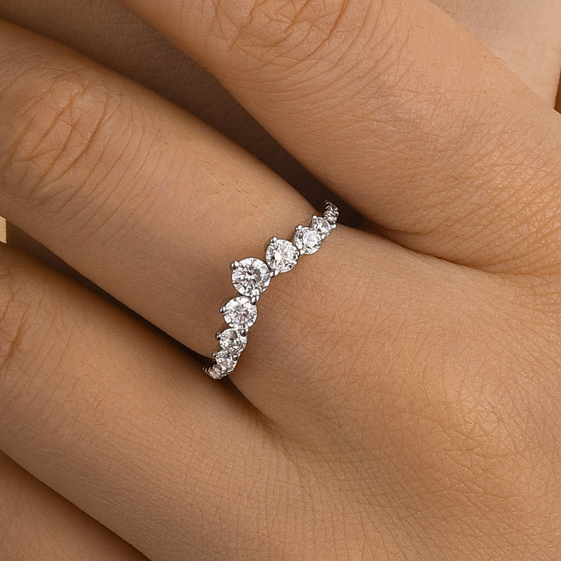 Stunning Chic Thin V Shaped Stacking Wedding Band In Sterling Silver