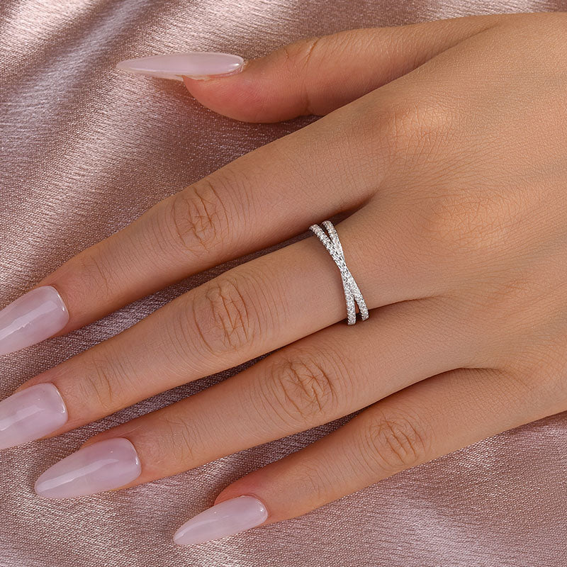 Ahabobo Moissanite 2.0 Ct X Criss Cross Wedding Band