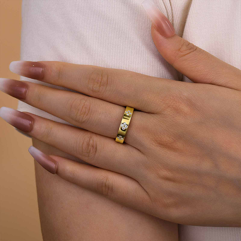 Ahabobo Noble Wide Yellow Gold Wedding Band
