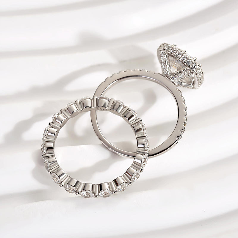 Maxine Shining Cushion Cut Wedding Set