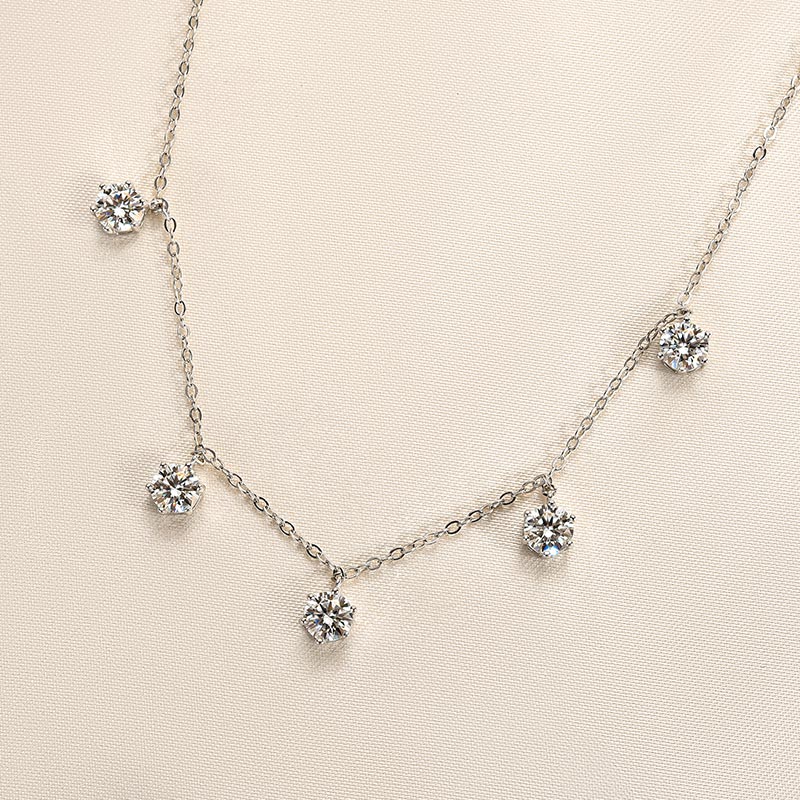 Maxine Moissanite 2.5 Carat Round Cut Gypsophila Pendant Necklace
