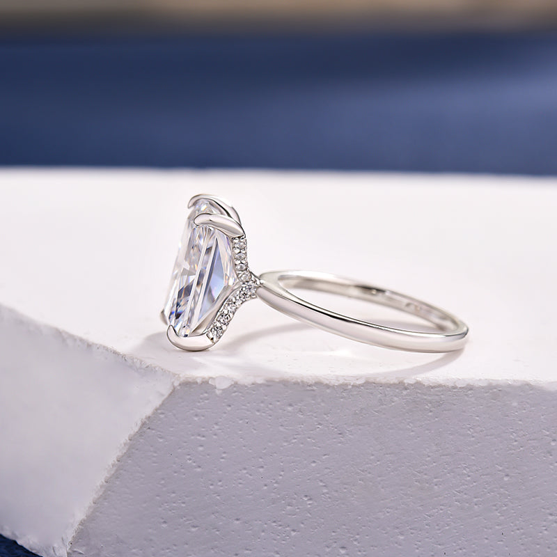 Elegant Radiant Cut Engagement Ring In Sterling Silver