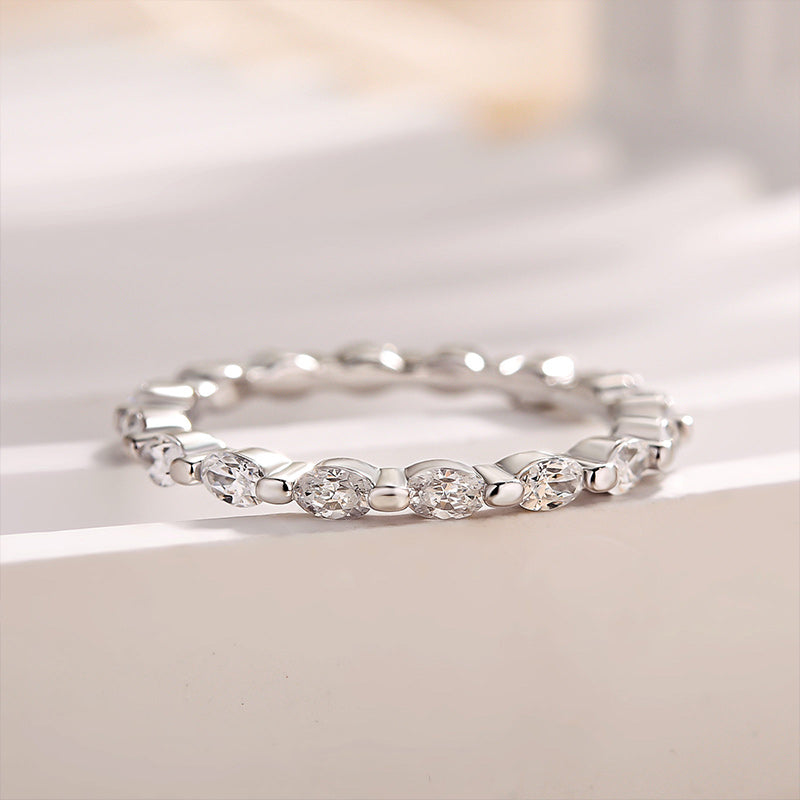 Classic Oval Cut Wedding Band Ring For Women In Sterling Silver