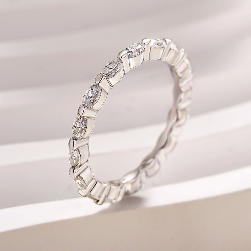 Classic Oval Cut Wedding Band Ring For Women In Sterling Silver
