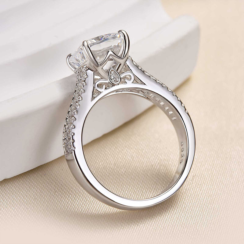 Ahabobo Outstanding Cushion Cut Engagement Ring