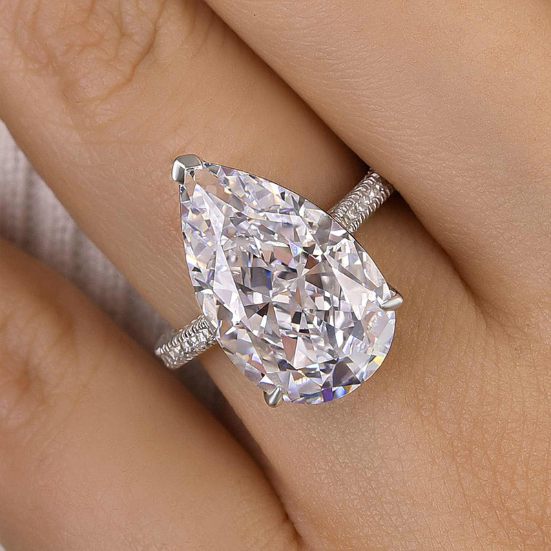 Ahabobo Sparkle 8.0Ct Pear Cut Engagement Ring
